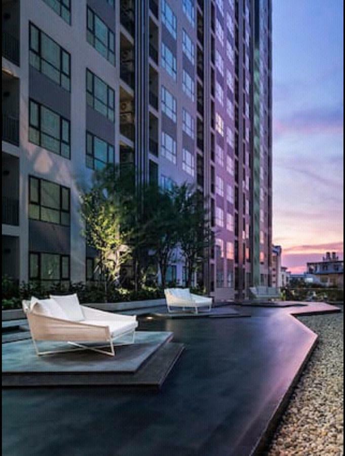 The Base Central Pattaya Exterior foto